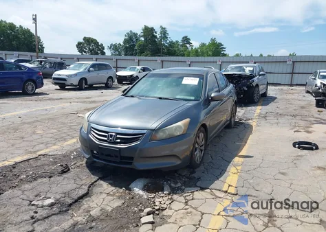 2012 Honda Accord 2.4 Ex-L из США, поврежденный, VIN 1HGCP2F80CA052455